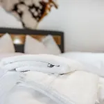 Apartment Good Life 3